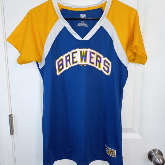 Milwaukee Brewers shirt. Size L. - Picture 1 of 6